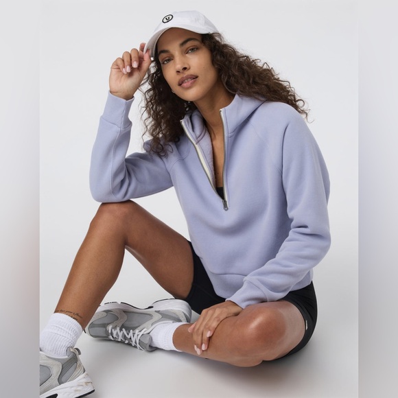 NWT Vuori Restore Half Zip Hoodie Women's Fleece Pullover Lavender Mist Medium‎ - Picture 3 of 14